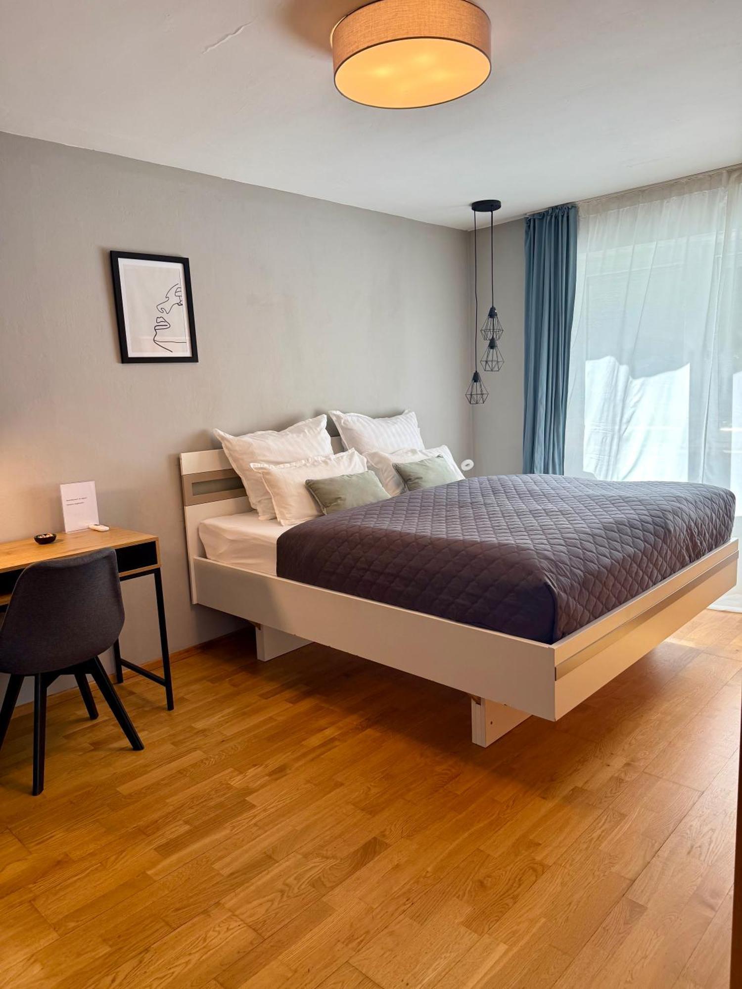 Wohnung Im Gruenen Am Stadtrand, 50 M2, Eigener Garten Mit Terrasse, Eigener Eingang, Kostenloses Parken ซาลซ์บูร์ก ภายนอก รูปภาพ